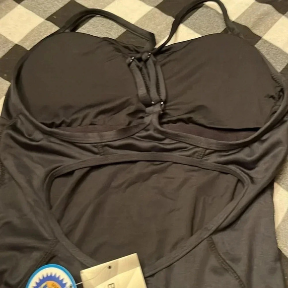 Baleaf NEW One Piece Black Swimsuit size 34 Medium - Picture 5 of 7